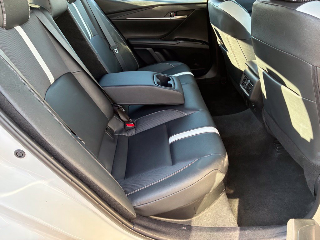 Used 2025 Toyota Camry SE FWD image 27