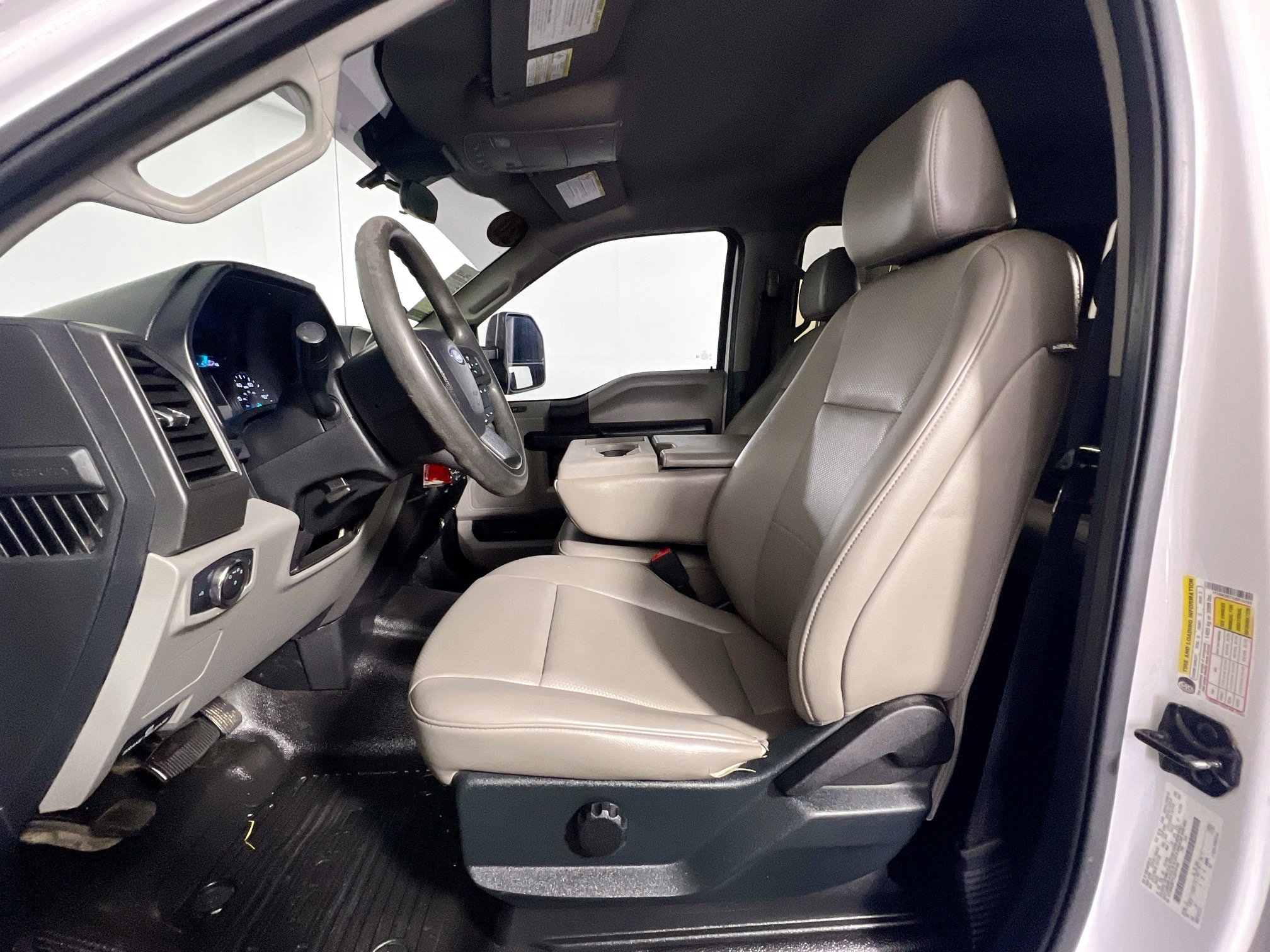 Used 2020 Ford F250 XL w/ STX Appearance Package image 7