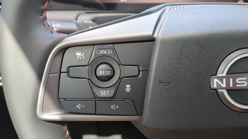 Certified 2026 Nissan Sentra SR w/ Floor Mat Package FWD image 25