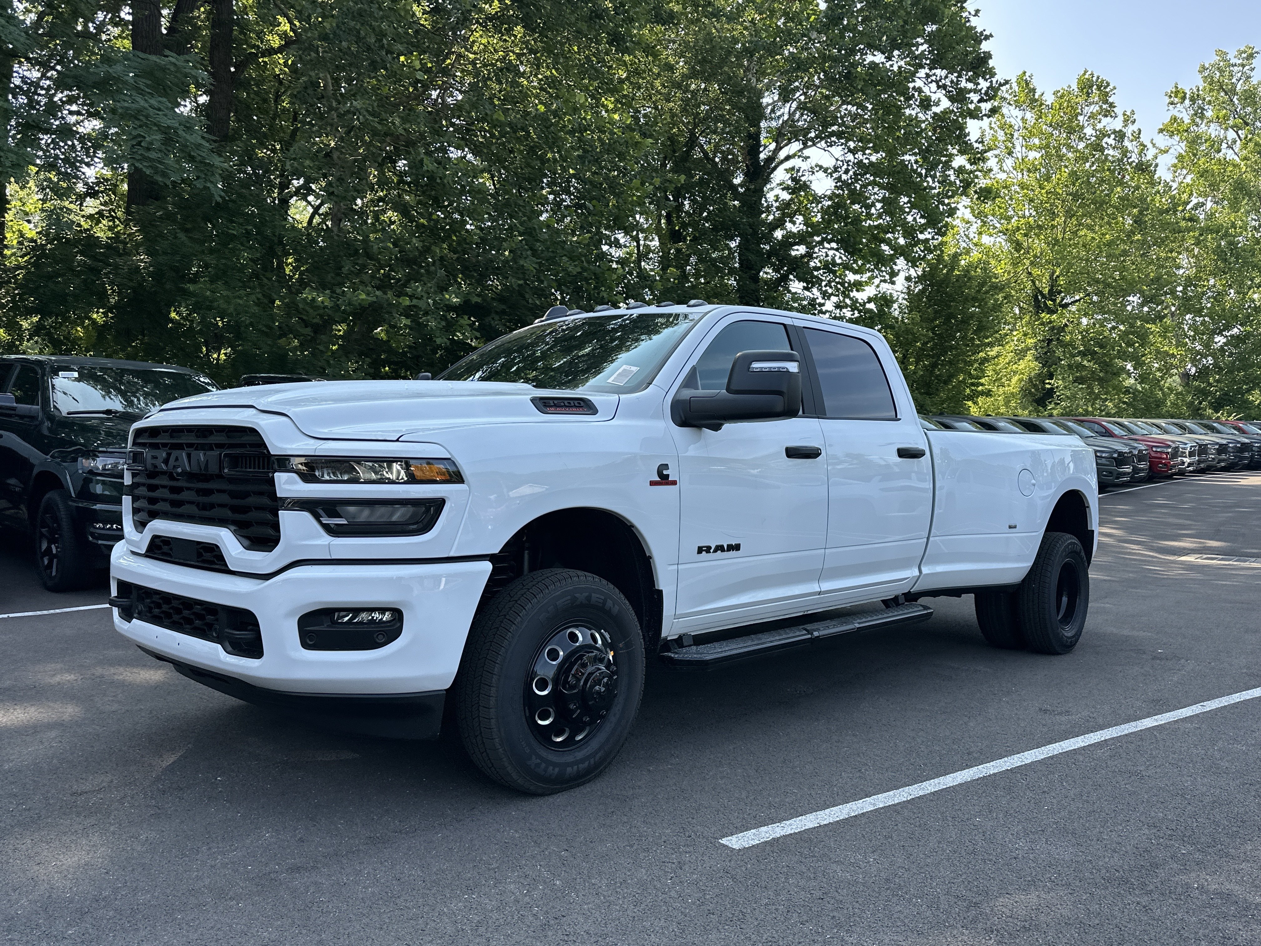 New 2026 RAM 3500 Big Horn AWD/4WD image 25