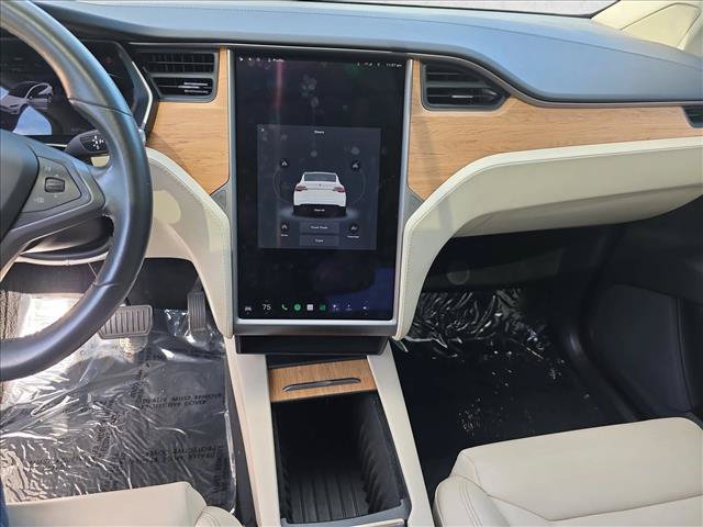 Used 2018 Tesla Model X 75D AWD/4WD image 21