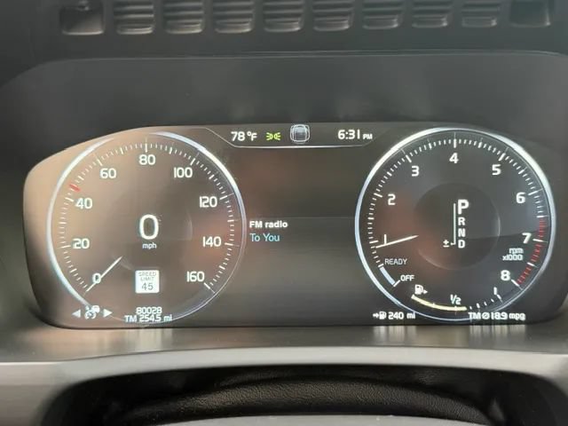 Used 2018 Volvo XC90 T5 Momentum w/ Convenience Package AWD/4WD image 24