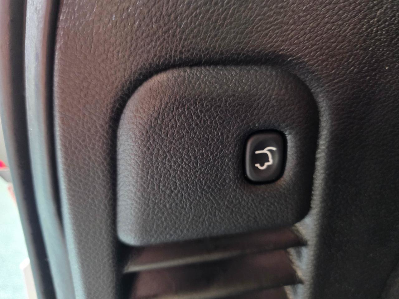 Used 2015 Jeep Grand Cherokee Summit AWD/4WD image 22