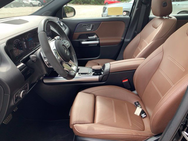 Used 2023 Mercedes-Benz GLA 35 AMG 4MATIC w/ Premium Package image 31