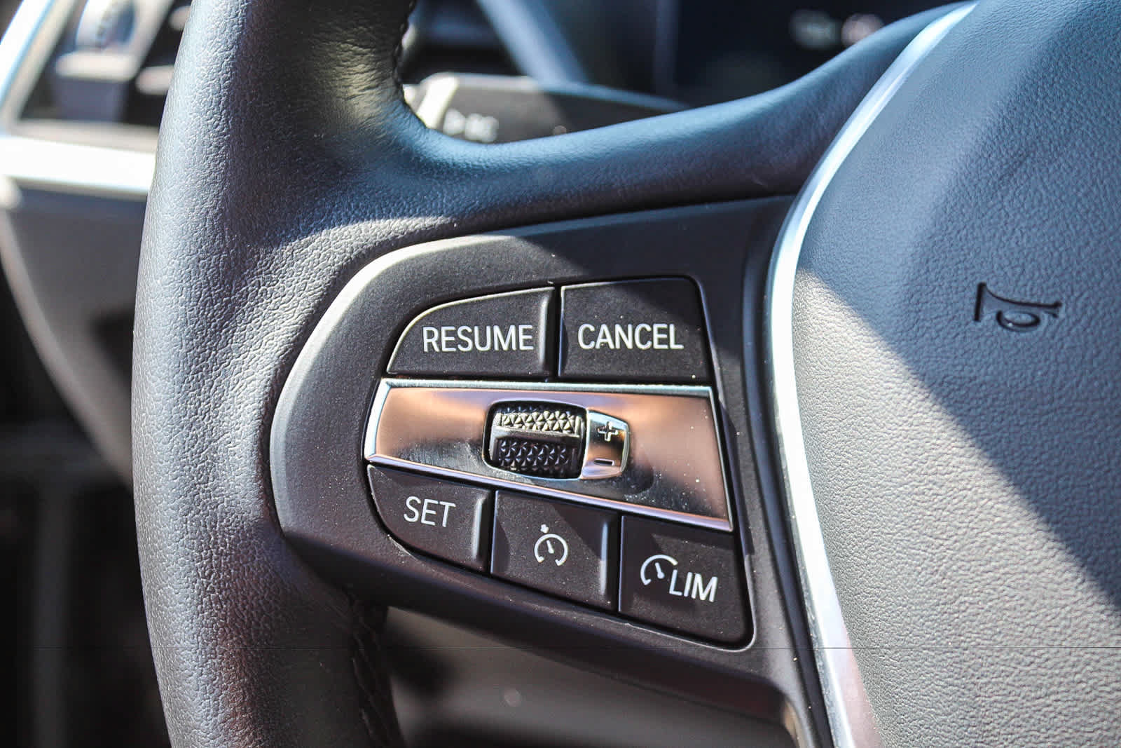 Used 2023 BMW i4 eDrive35 w/ Premium Package RWD image 22
