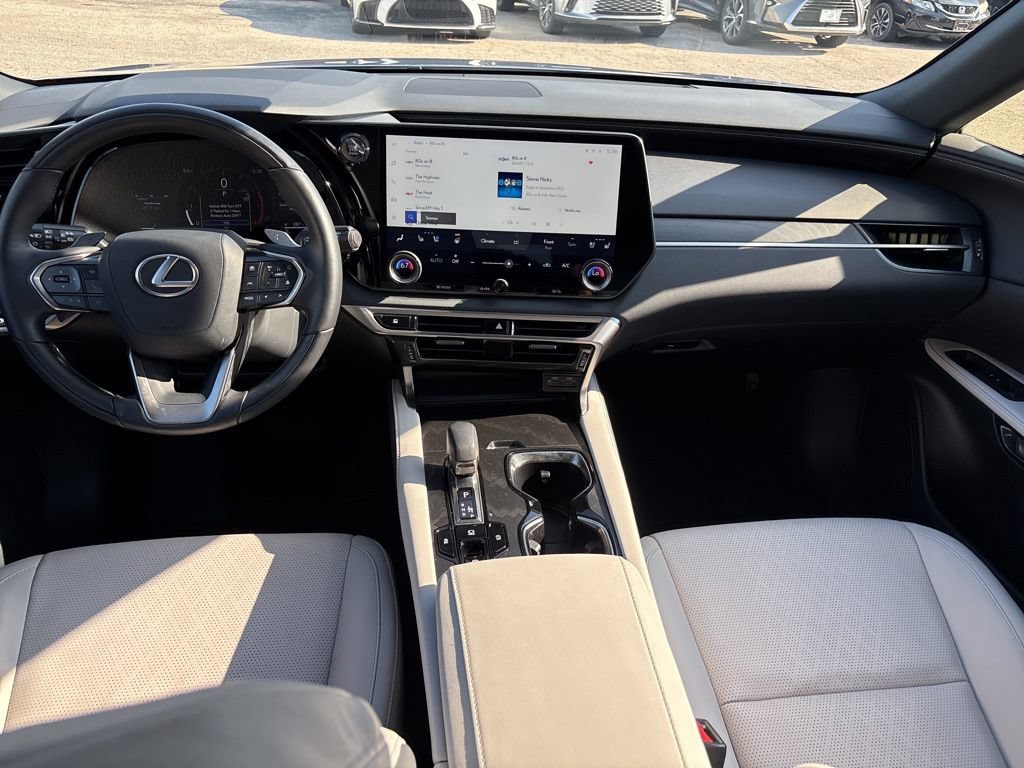 Certified 2025 Lexus RX 350 FWD image 22