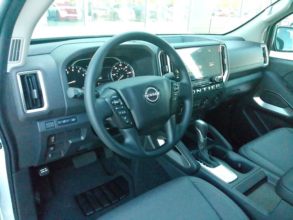 New 2026 Nissan Frontier SV w/ Tow Package RWD image 16