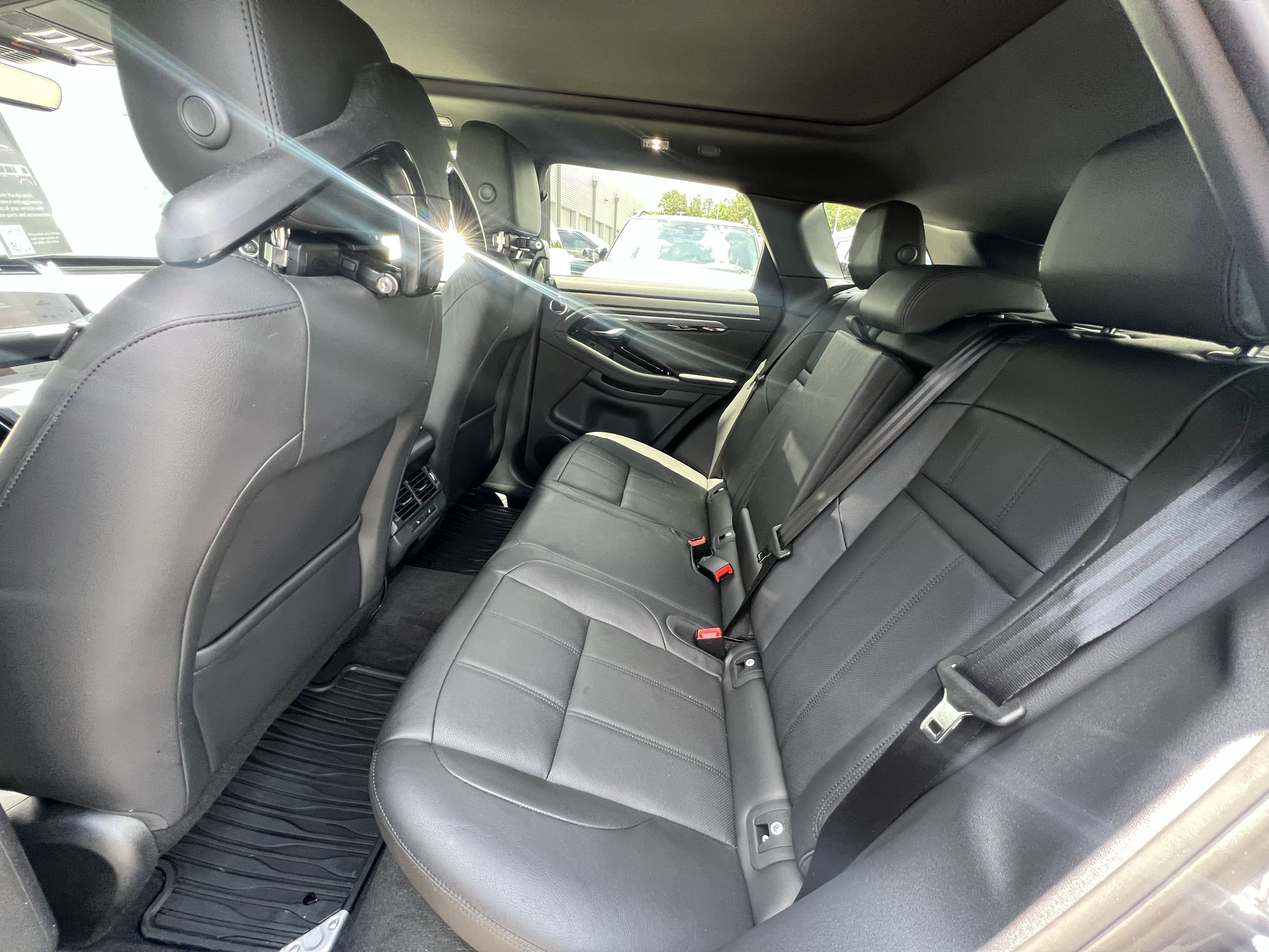 Certified 2022 Land Rover Range Rover Evoque SE image 30