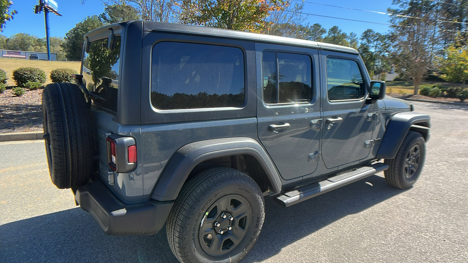 New 2026 Jeep Wrangler Sport AWD/4WD image 8