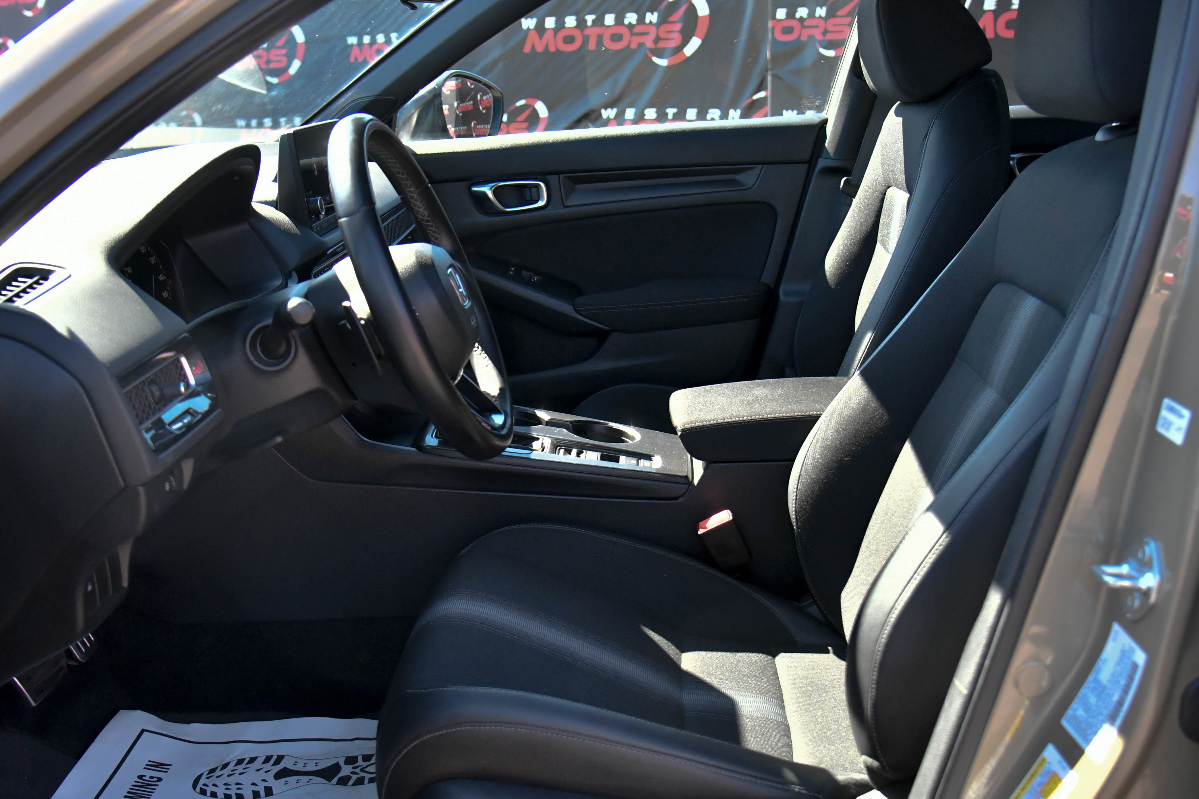 Used 2025 Honda Civic Sport image 16