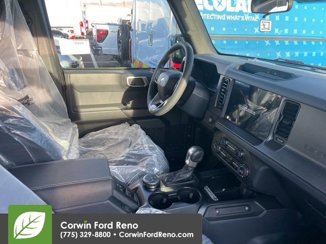New 2025 Ford Bronco 4-Door image 5
