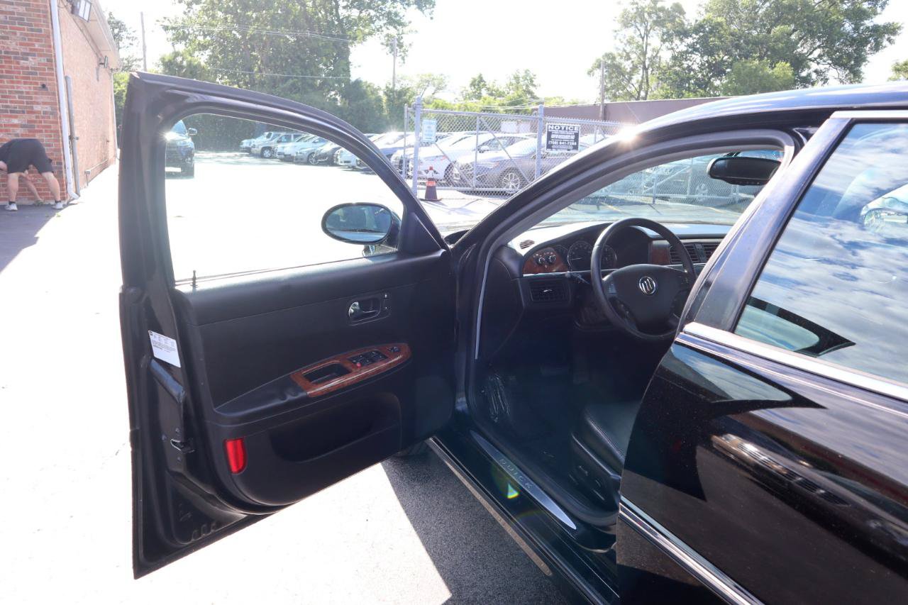 Used 2005 Buick LaCrosse CXL w/ Gold Convenience Package FWD image 18