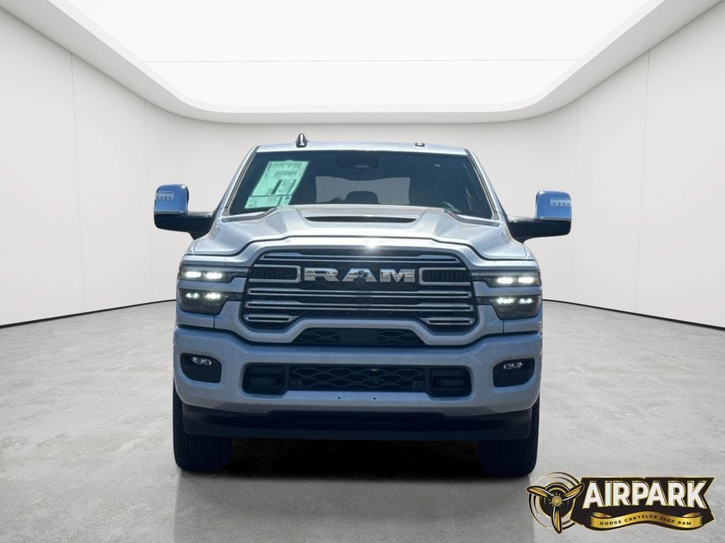 New 2026 RAM 2500 Laramie AWD/4WD image 9
