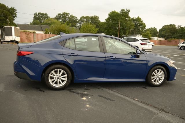 Used 2025 Toyota Camry LE FWD image 10