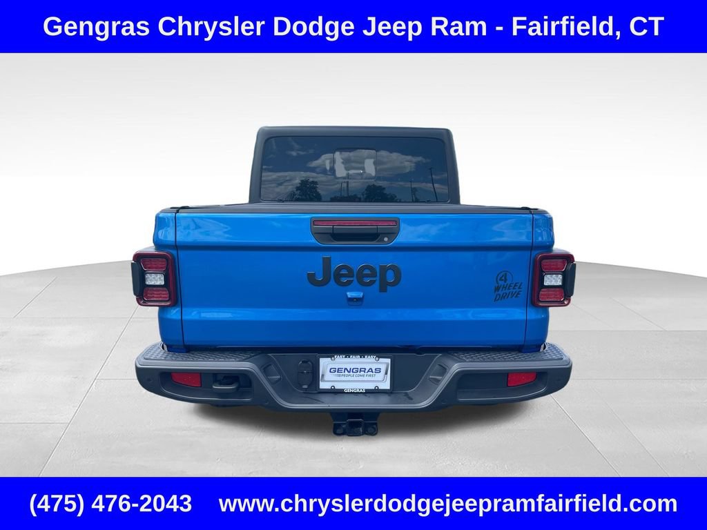 Certified 2025 Jeep Gladiator Sport AWD/4WD image 6