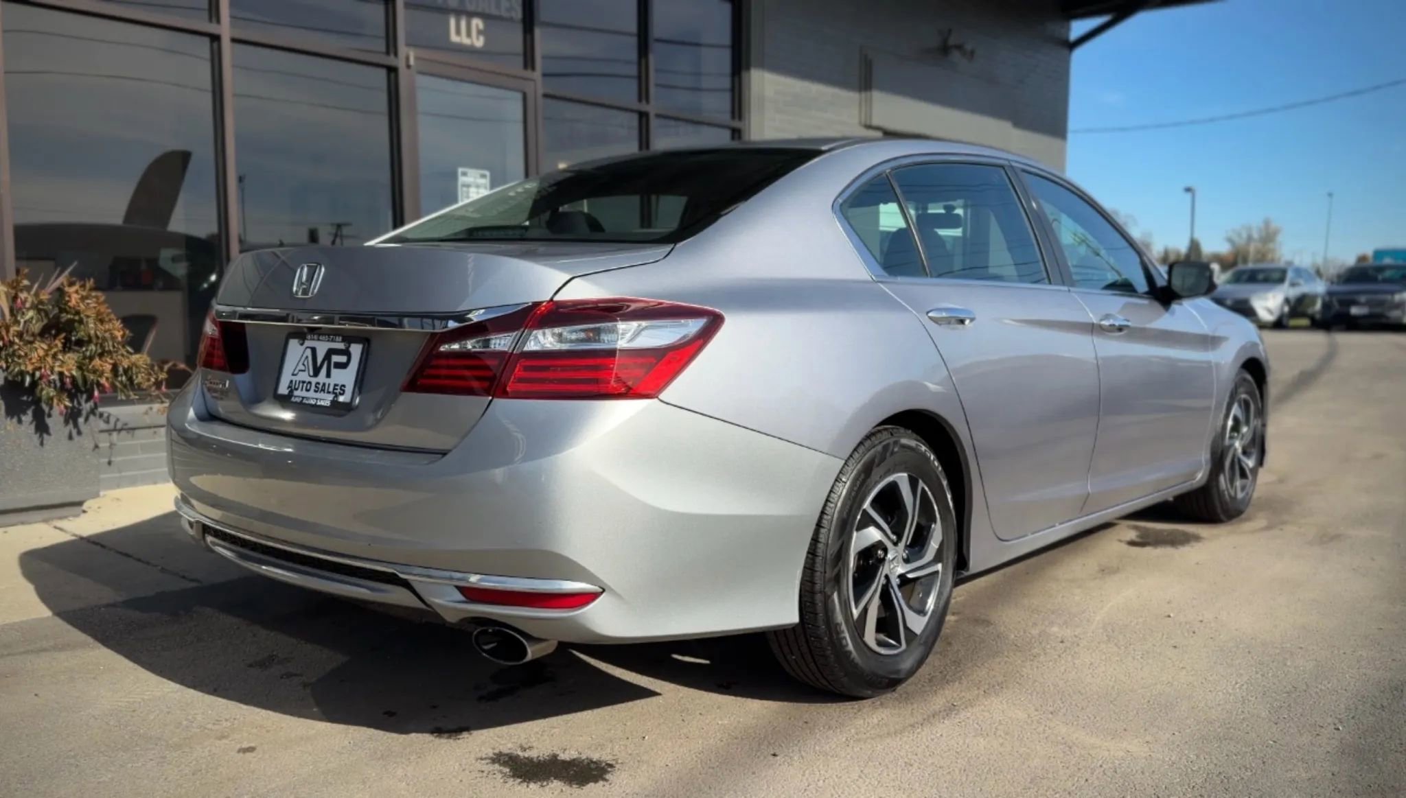 Used 2016 Honda Accord LX image 3