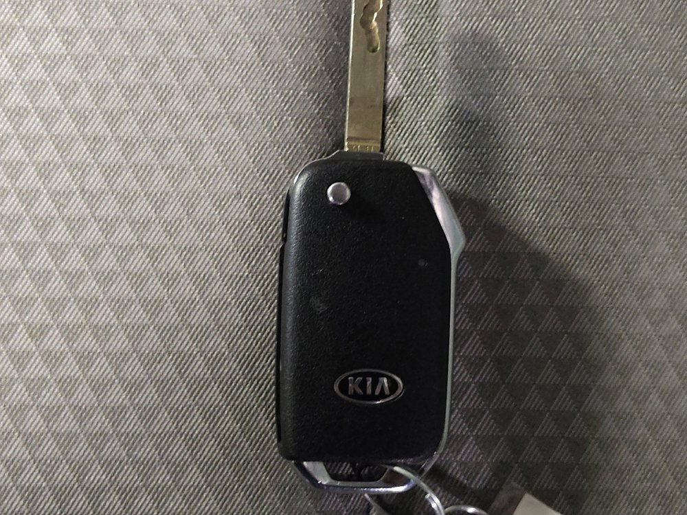 Used 2021 Kia Soul LX image 32