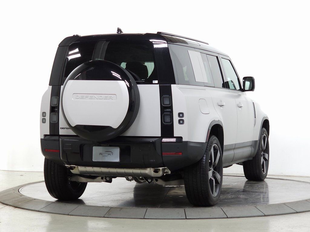 Used 2026 Land Rover Defender 110 S AWD/4WD image 6