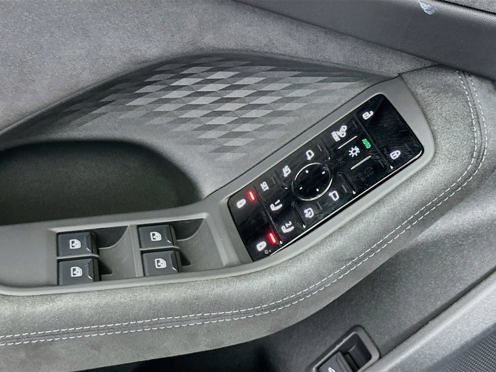 Used 2025 Audi S5 Prestige w/ Prestige Package AWD/4WD image 17