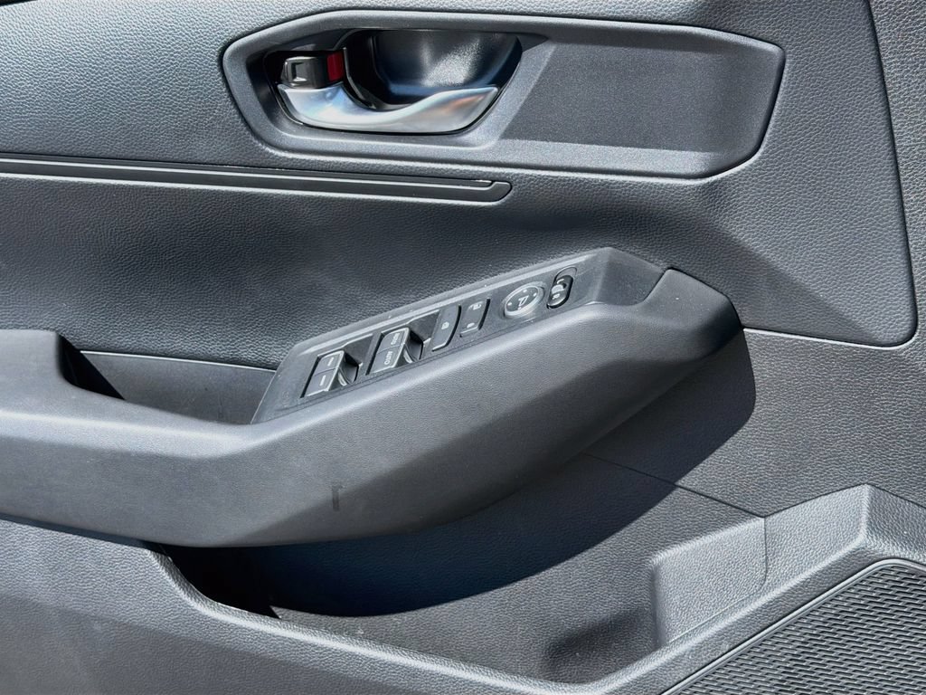 Used 2025 Honda Accord LX image 20