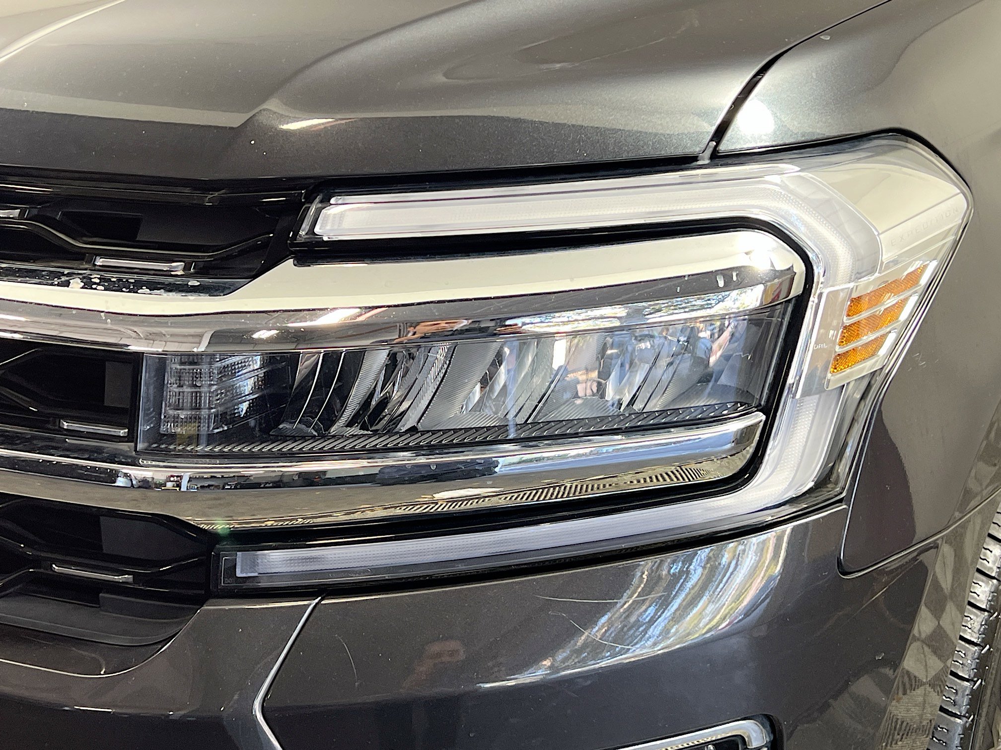 Used 2024 Ford Expedition Max Limited image 12