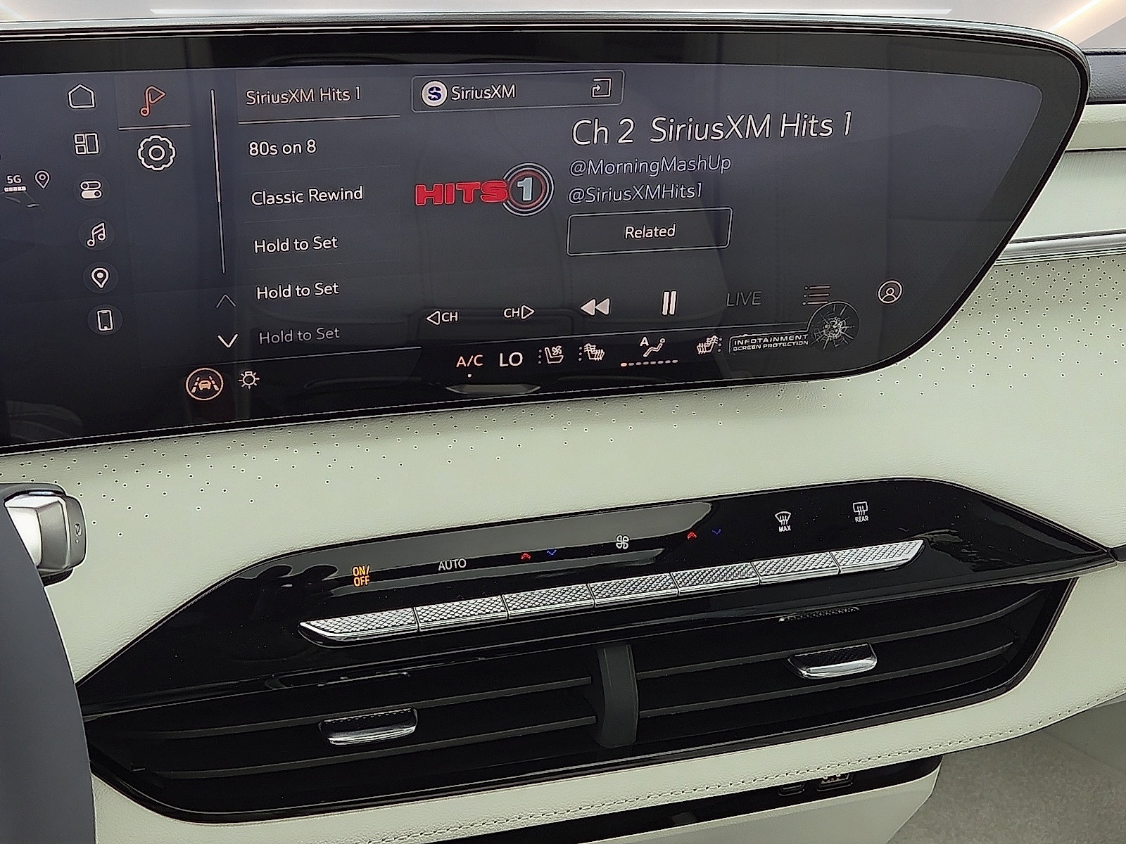 New 2027 Buick Enclave Avenir AWD/4WD image 18