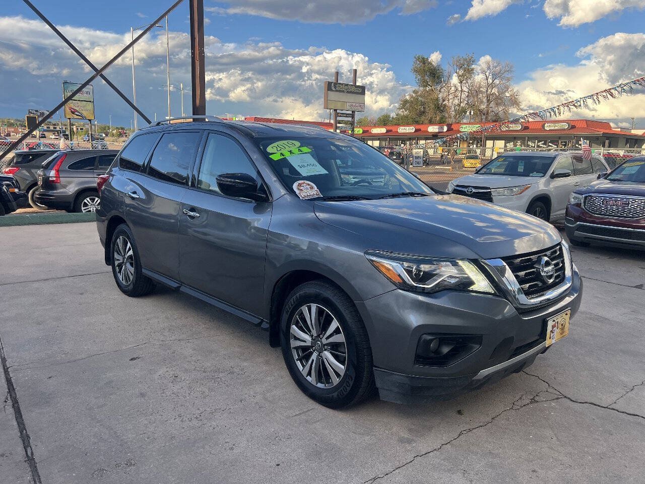 Used 2019 Nissan Pathfinder SV