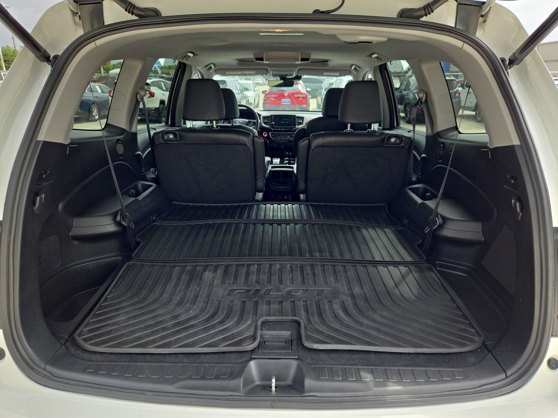 Used 2021 Honda Pilot Touring image 30