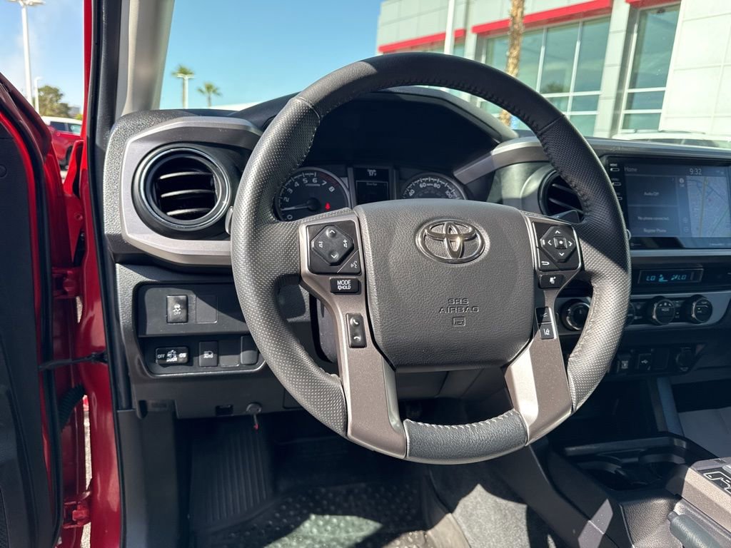 Certified 2023 Toyota Tacoma SR5 AWD/4WD image 14