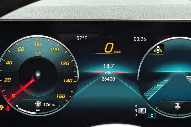 Used 2021 Mercedes-Benz GLB 250 w/ Premium Package image 31