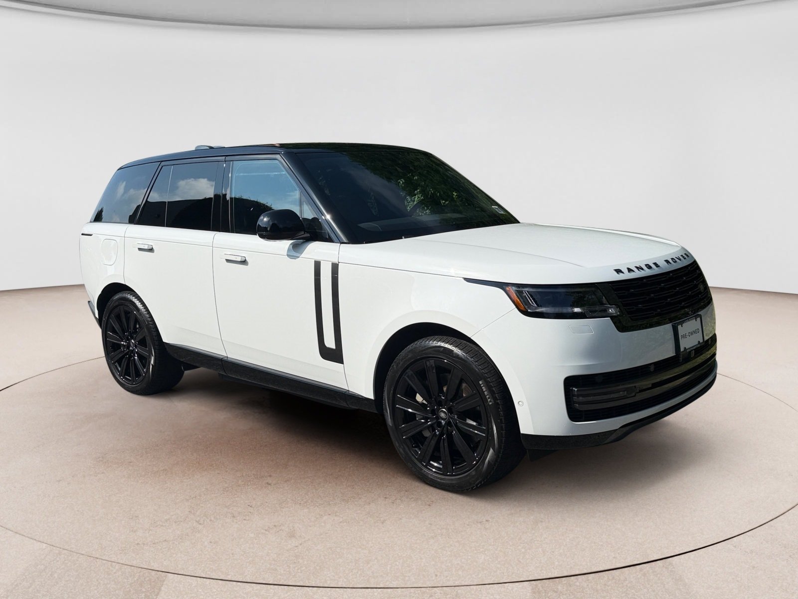 Certified 2025 Land Rover Range Rover SE AWD/4WD image 7