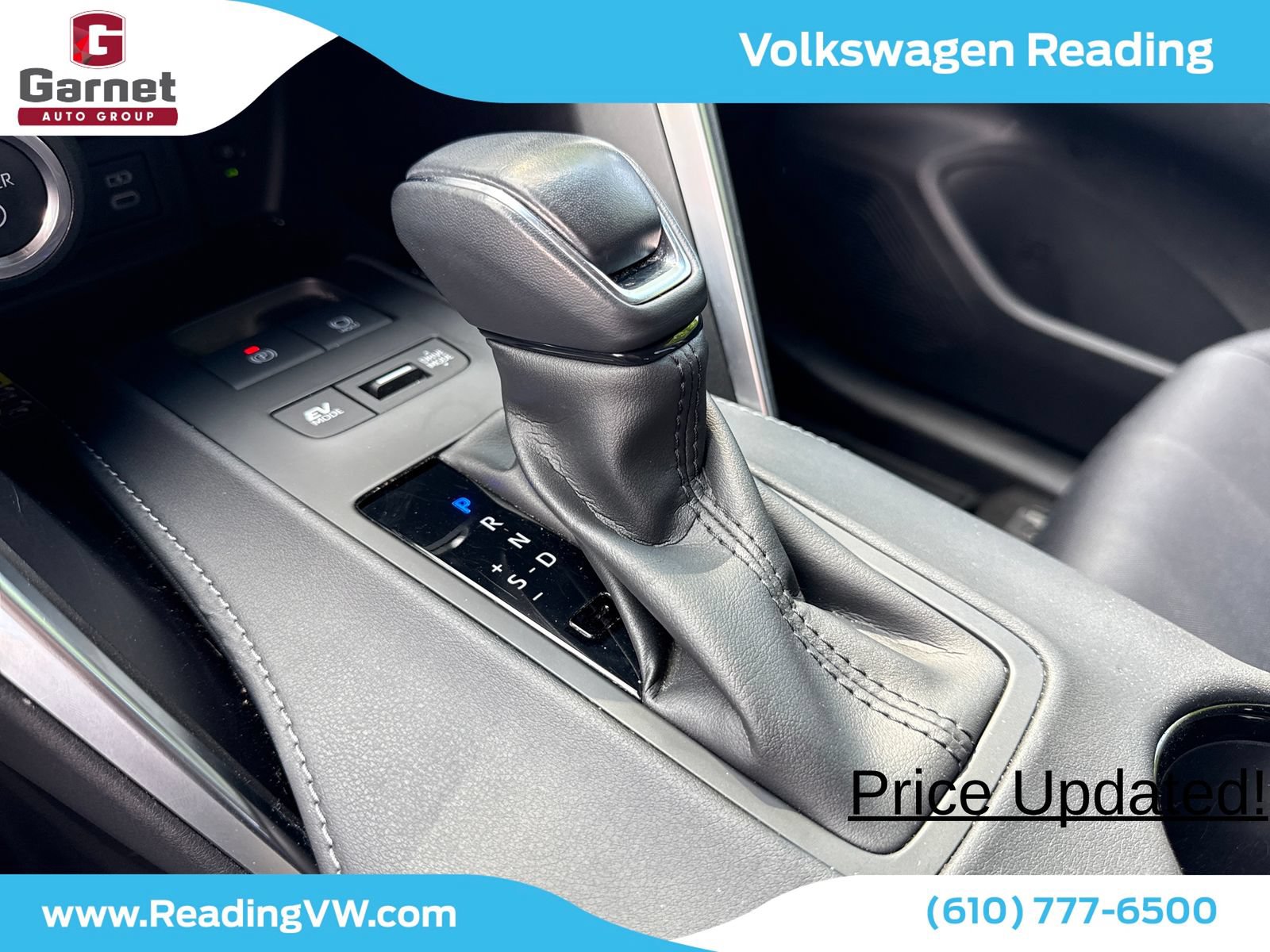 Used 2023 Toyota Venza LE AWD/4WD image 23