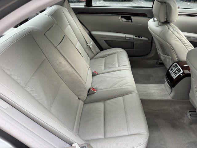 Used 2013 Mercedes-Benz S 550 w/ Sport Pkg Plus One image 37