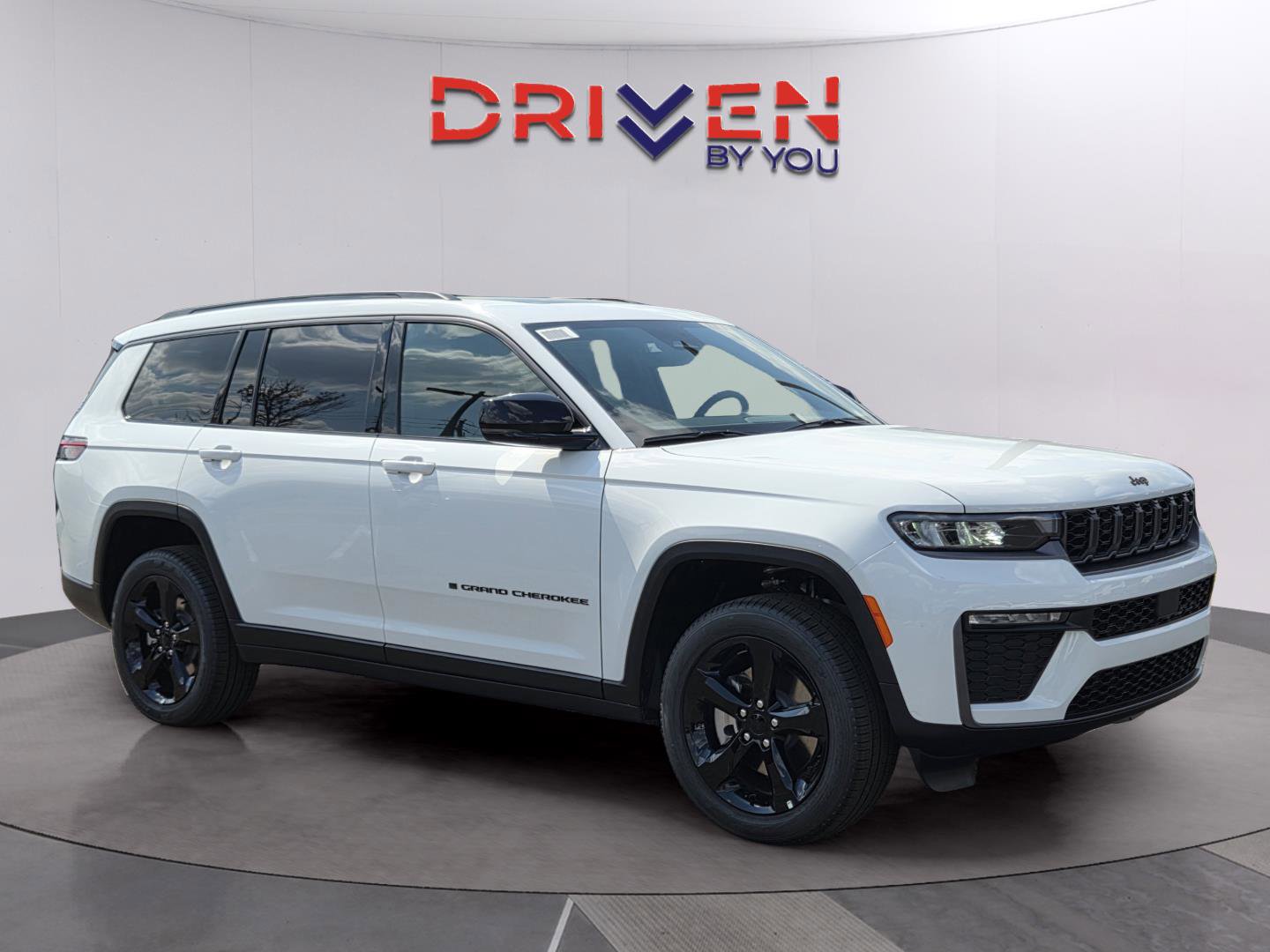 New 2026 Jeep Grand Cherokee L Limited image 7