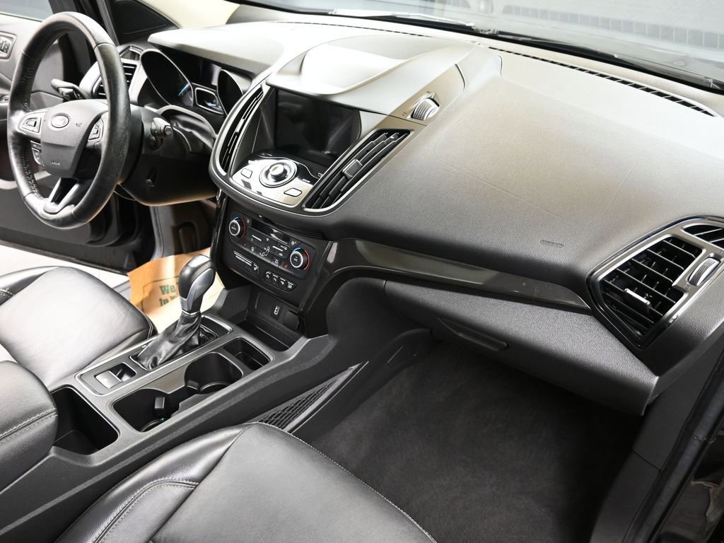 Used 2019 Ford Escape Titanium AWD/4WD image 13