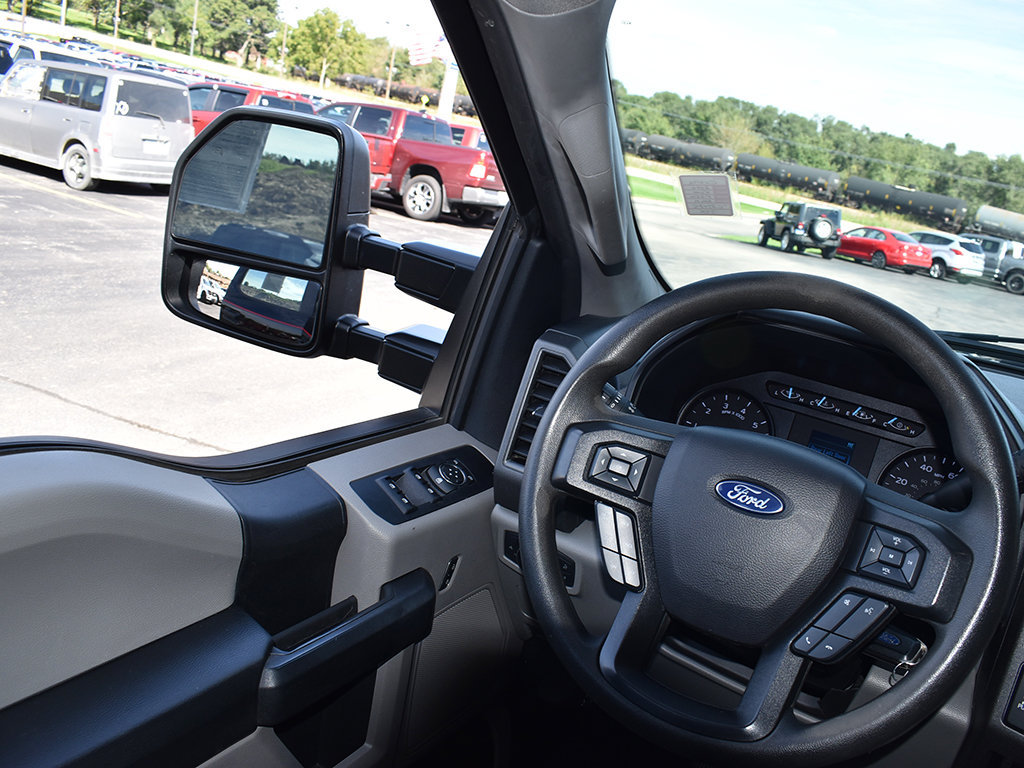 Used 2020 Ford F250 XL w/ STX Appearance Package AWD/4WD image 18