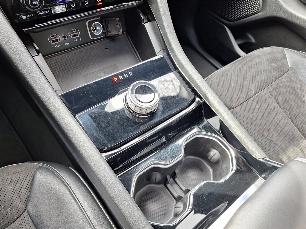 Used 2023 Jeep Grand Cherokee L Laredo image 15