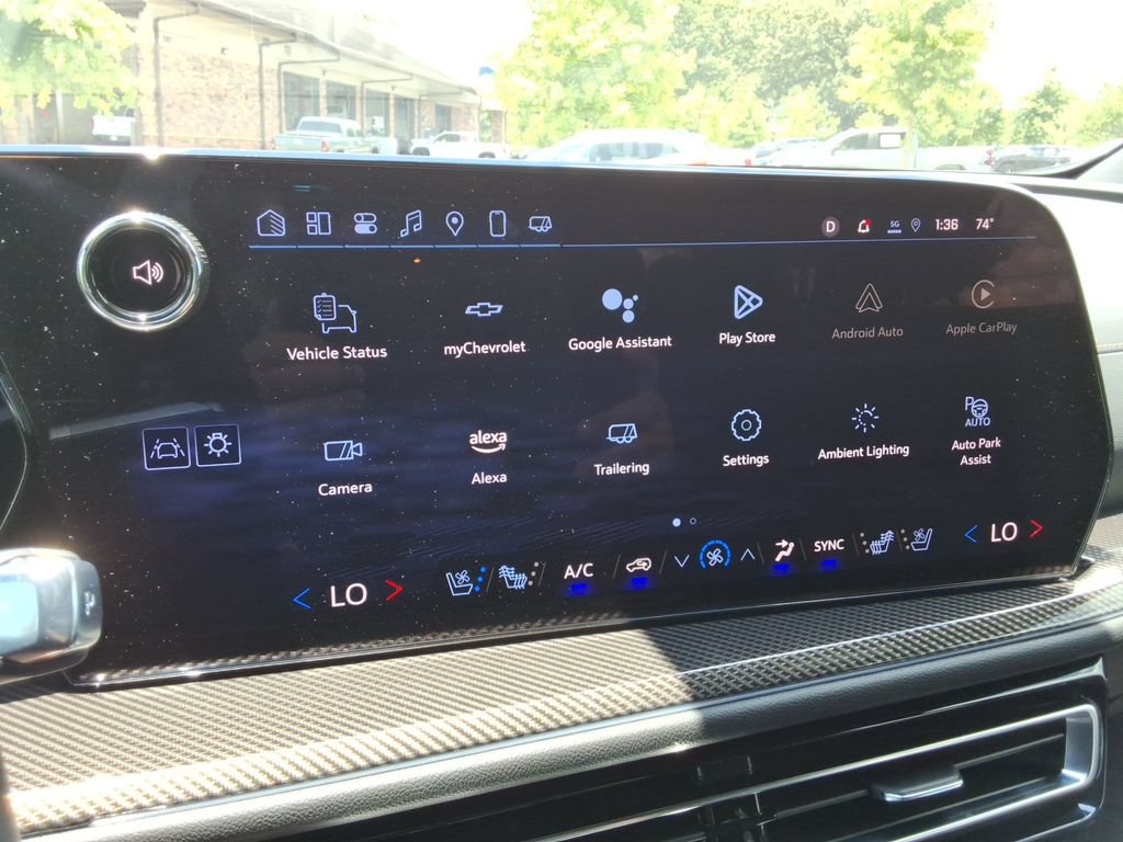 Certified 2025 Chevrolet Traverse High Country FWD image 31