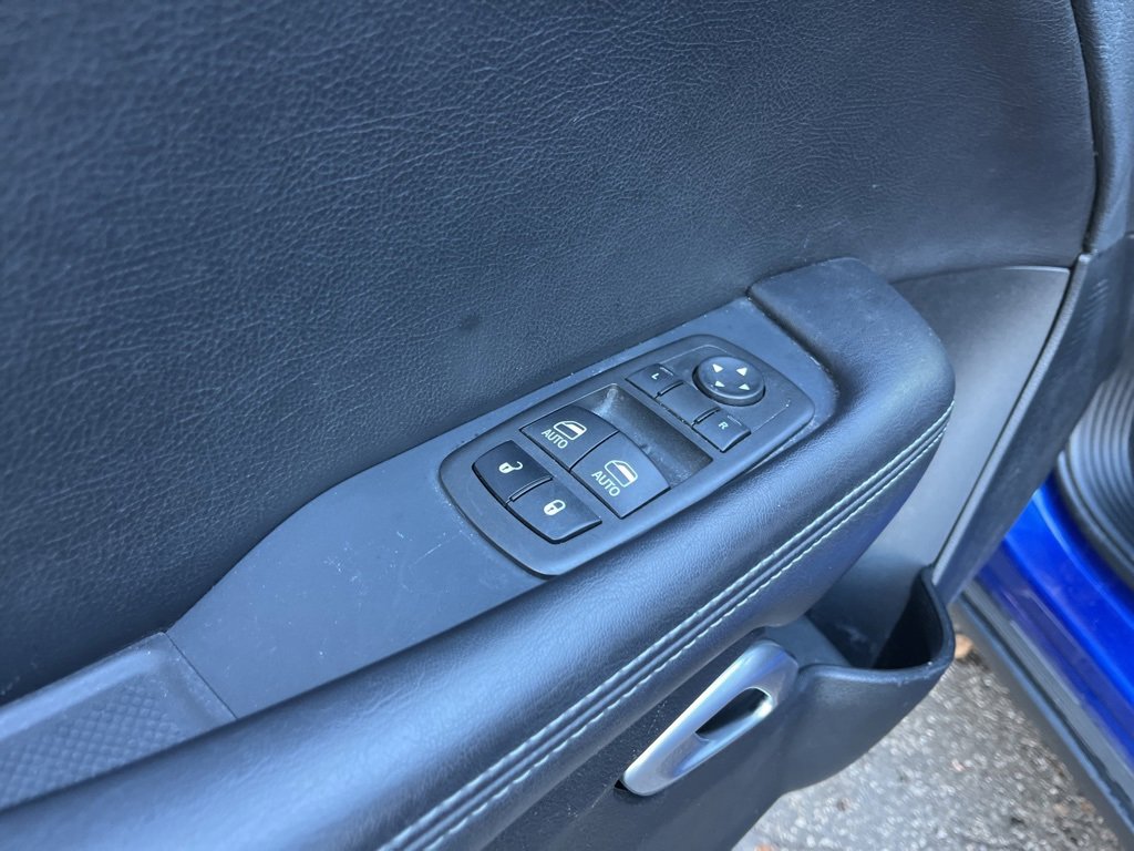 Used 2022 Dodge Challenger R/T w/ Blacktop Package image 27