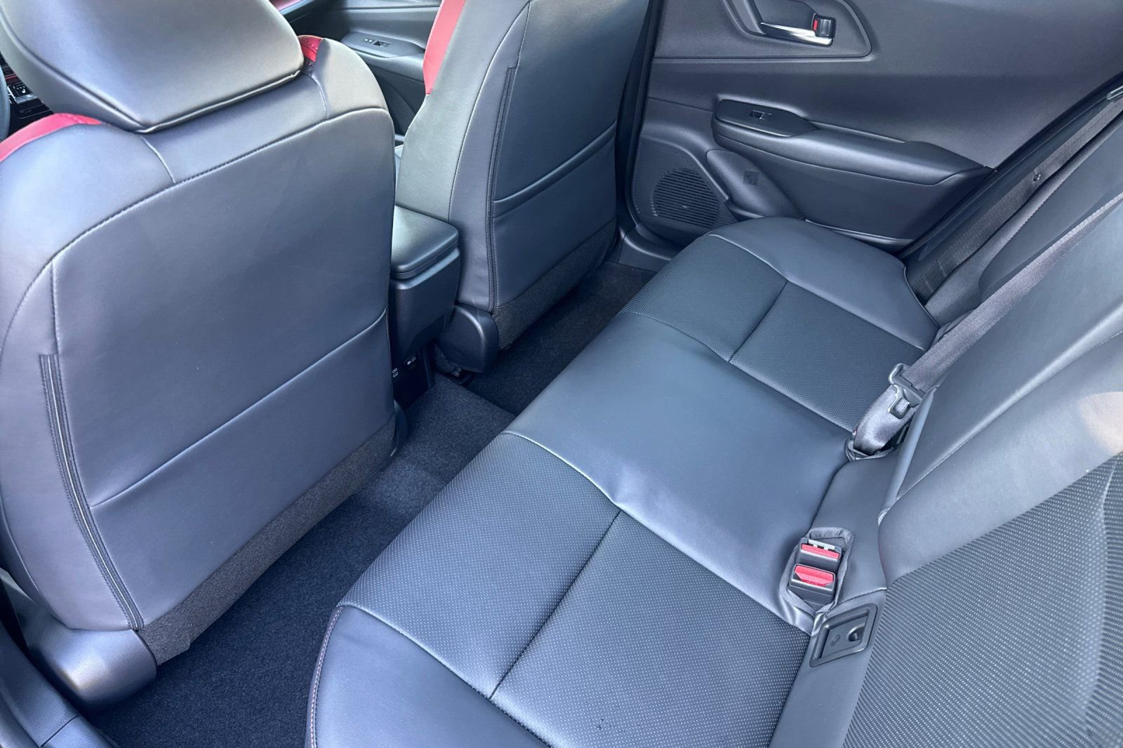 New 2026 Toyota Prius Plug-In Hybrid image 5