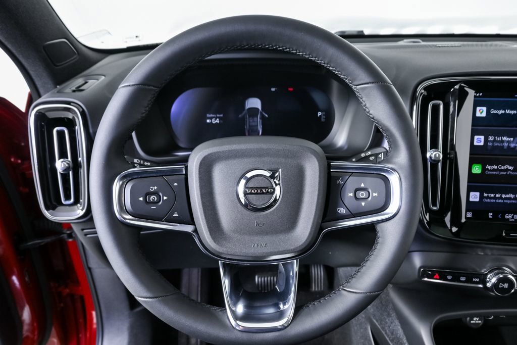 Used 2023 Volvo C40 P8 Recharge Ultimate image 11