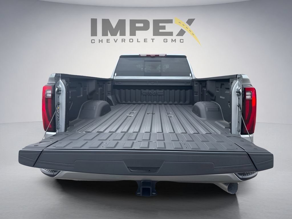 Used 2026 GMC Sierra 3500 Denali w/ Technology Package AWD/4WD image 8