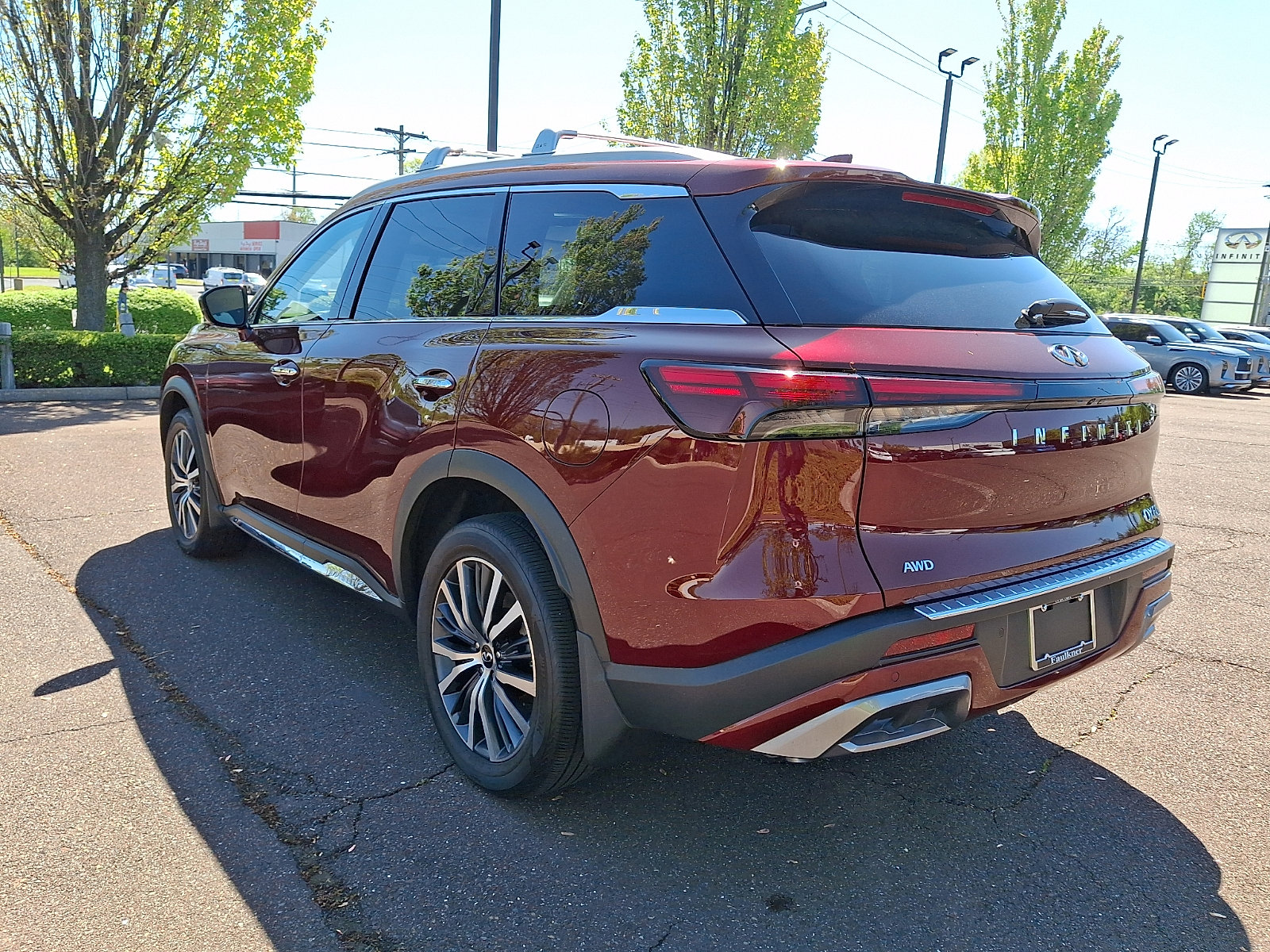 Certified 2025 INFINITI QX60 Sensory w/ Vision Package AWD/4WD image 4