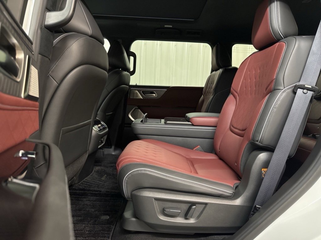 New 2026 INFINITI QX80 Autograph image 26