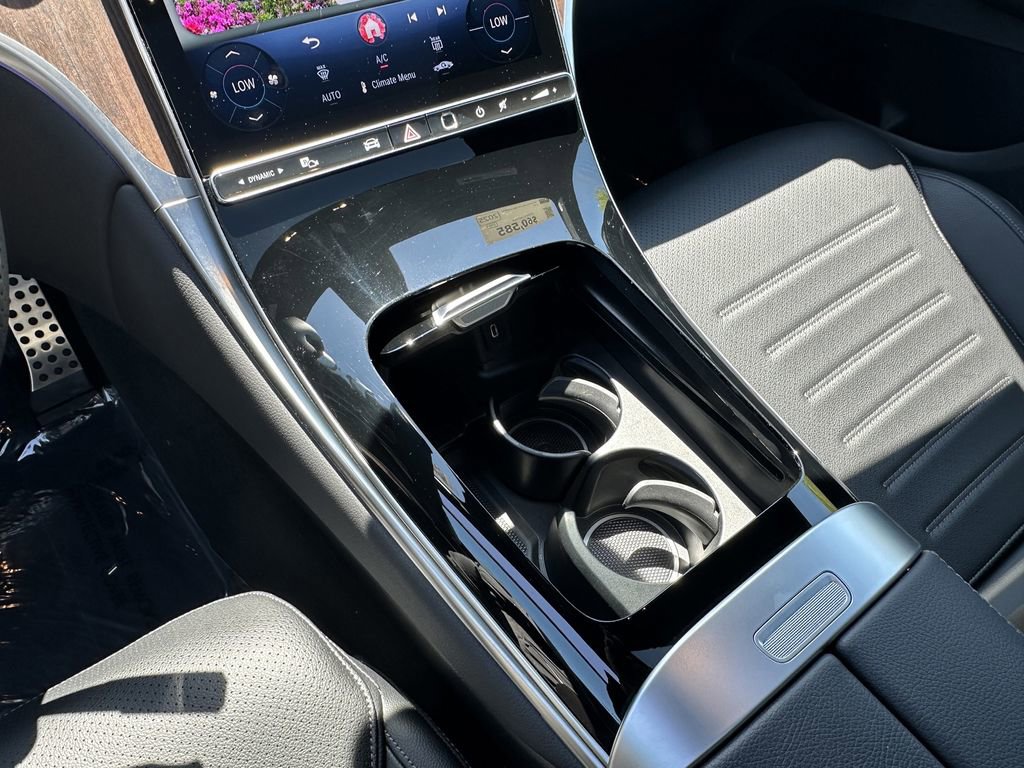 Certified 2025 Mercedes-Benz GLC 300 4MATIC image 31