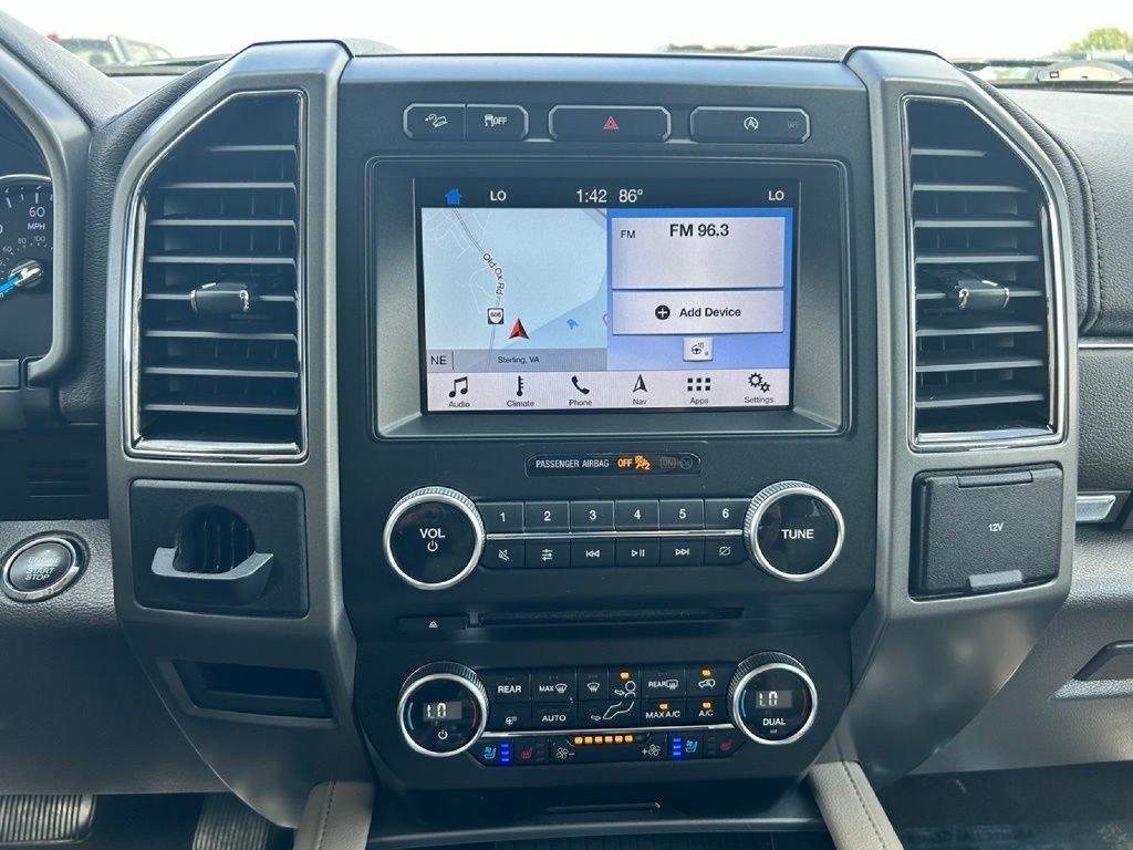 Used 2018 Ford Expedition Max XLT w/ Equipment Group 202A AWD/4WD image 26