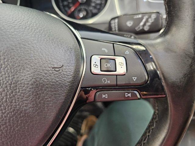 Used 2017 Volkswagen Golf Alltrack S image 17