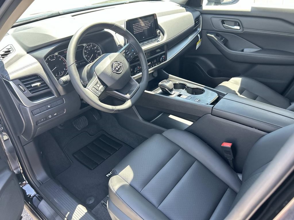 New 2026 Nissan Rogue Dark Armor FWD image 14