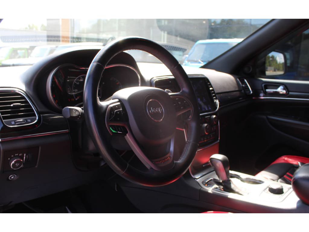 Used 2019 Jeep Grand Cherokee Trailhawk AWD/4WD image 20