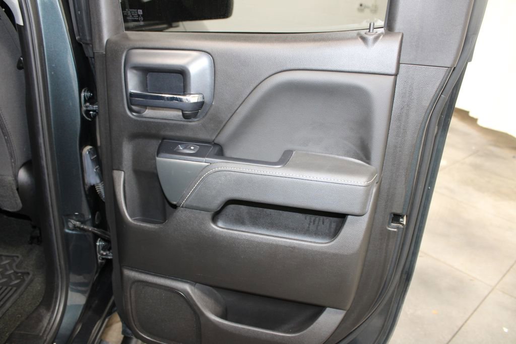 Used 2018 Chevrolet Silverado 1500 LT image 28